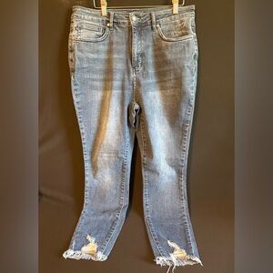 Judy Blue Distressed Hem Skinny Fit Jeans Style JB88425 Size 15/32